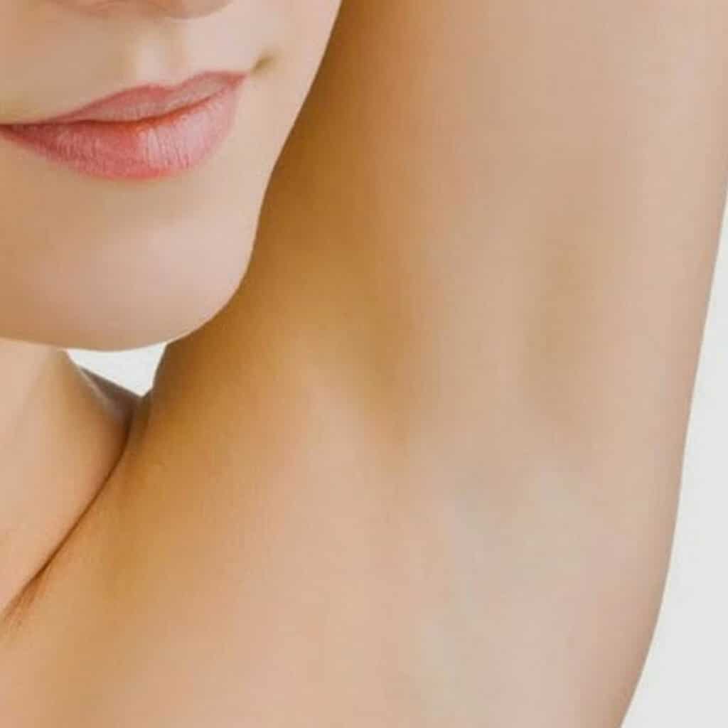epilation aisselle femme